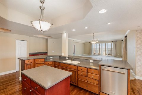 Condo in Cocoa, Florida, 3 bedrooms  № 1312714 - photo 6