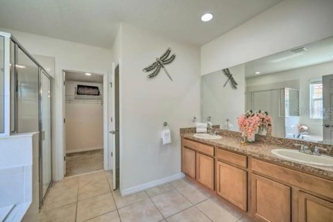 Casa en venta en Davenport, Florida, 5 dormitorios, 277.22 m2 № 1268347 - foto 19