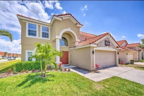 Casa en venta en Davenport, Florida, 5 dormitorios, 277.22 m2 № 1268347 - foto 1