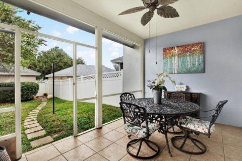 Townhouse in Tampa, Florida 3 bedrooms, 138.24 sq.m. № 1363547 - photo 24