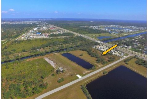 Terreno en venta en Rotonda, Florida № 1190325 - foto 4