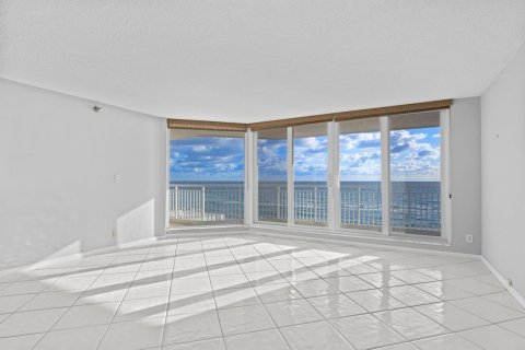 Condominio en venta en South Palm Beach, Florida, 3 dormitorios, 222.97 m2 № 1224609 - foto 22