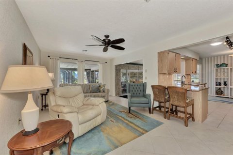 Villa ou maison à vendre à Punta Gorda, Floride: 2 chambres, 166.11 m2 № 1003085 - photo 20