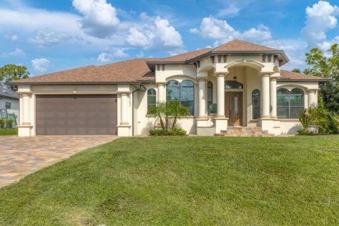 Villa ou maison à vendre à North Port, Floride: 4 chambres, 209.68 m2 № 1371030 - photo 7