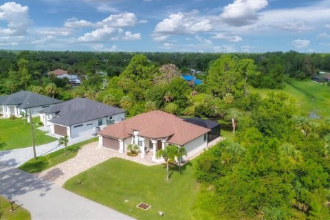 Villa ou maison à vendre à North Port, Floride: 4 chambres, 209.68 m2 № 1371030 - photo 6