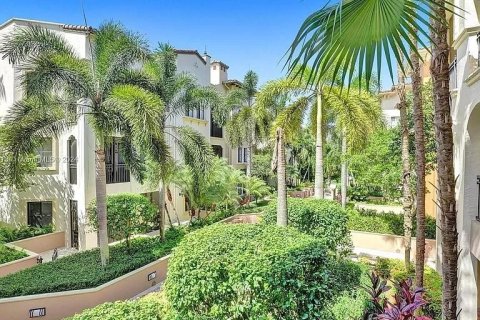 Condominio en venta en Sunrise, Florida, 2 dormitorios, 109.07 m2 № 1127648 - foto 1