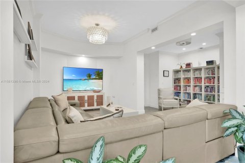 Condominio en venta en Miami, Florida, 4 dormitorios, 302.58 m2 № 1404135 - foto 21