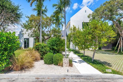 Villa ou maison à vendre à West Palm Beach, Floride: 4 chambres, 425.31 m2 № 1159849 - photo 2