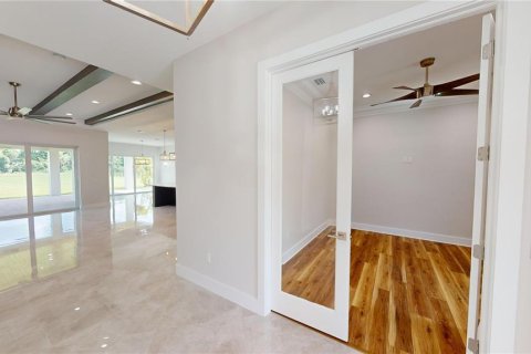 Villa ou maison à vendre à Punta Gorda, Floride: 4 chambres, 267.56 m2 № 1252713 - photo 5