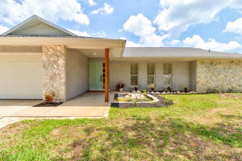 Villa ou maison à vendre à Edgewater, Floride: 3 chambres, 164.99 m2 № 1252714 - photo 1