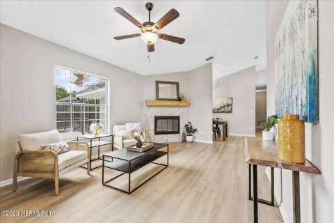 Casa en venta en Jacksonville, Florida, 3 dormitorios, 158.68 m2 № 879939 - foto 4