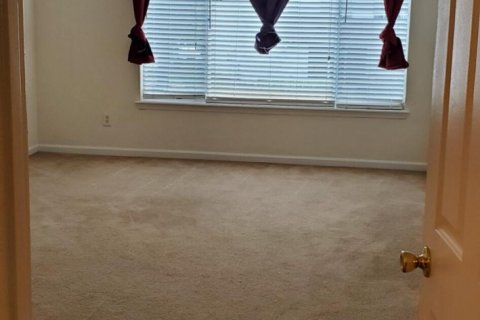 Condo in Jacksonville, Florida, 2 bedrooms  № 879937 - photo 10