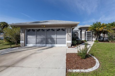 Villa ou maison à vendre à North Port, Floride: 3 chambres, 112.23 m2 № 966775 - photo 3