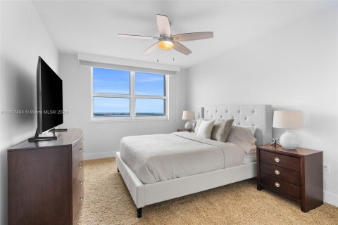 Condo in Miami, Florida, 2 bedrooms  № 1404521 - photo 28