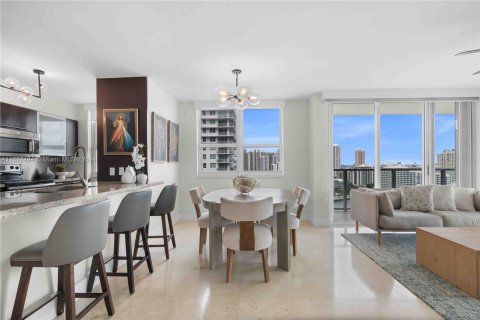 Condominio en venta en Miami, Florida, 2 dormitorios, 111.48 m2 № 1404521 - foto 4