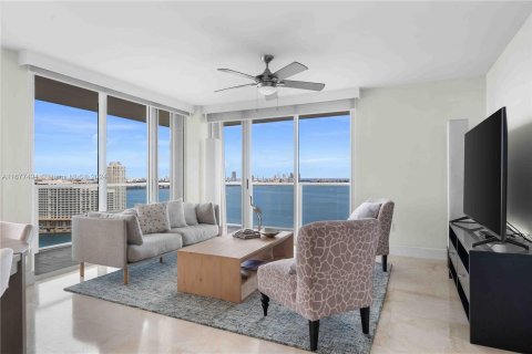 Condo in Miami, Florida, 2 bedrooms  № 1404521 - photo 19