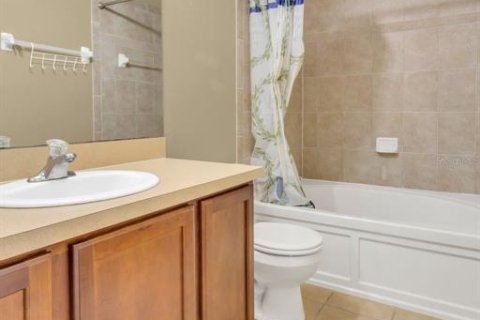 Townhouse in Lakeland, Florida 2 bedrooms, 138.98 sq.m. № 1390698 - photo 26