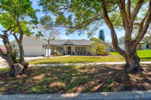 House in Orlando, Florida 4 bedrooms, 194.07 sq.m. № 1390751 - photo 6