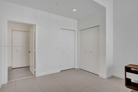 Condo in Doral, Florida, 3 bedrooms  № 1364065 - photo 25