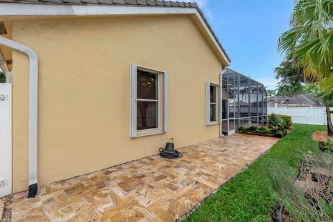 House in Delray Beach, Florida 3 bedrooms, 204.66 sq.m. № 959202 - photo 3
