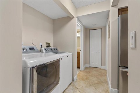 Copropriété à vendre à Coral Springs, Floride: 2 chambres, 78.97 m2 № 1222644 - photo 1