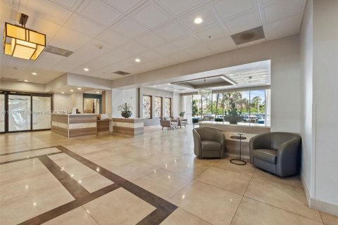 Condo in Aventura, Florida, 3 bedrooms  № 1415649 - photo 27