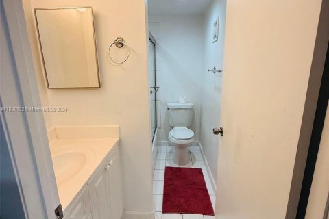 Adosado en venta en Miami, Florida, 3 dormitorios, 133.87 m2 № 1436947 - foto 11