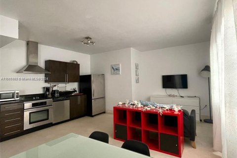 Copropriété à vendre à Miami Beach, Floride: 1 chambre, 48.12 m2 № 1378577 - photo 2