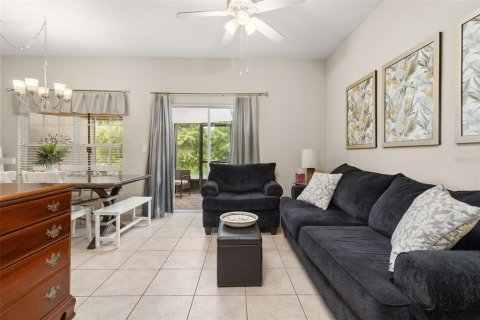 Townhouse in Kissimmee, Florida 4 bedrooms, 130.06 sq.m. № 1243847 - photo 16