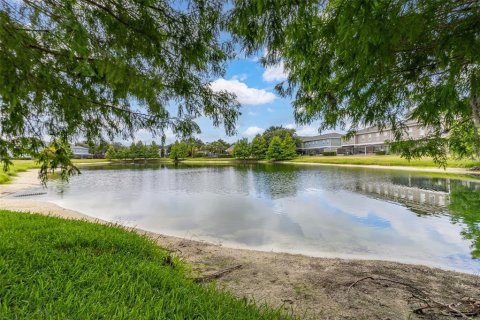 Touwnhouse à vendre à Kissimmee, Floride: 4 chambres, 130.06 m2 № 1243847 - photo 6