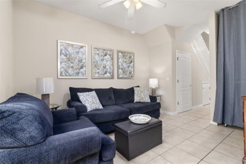 Townhouse in Kissimmee, Florida 4 bedrooms, 130.06 sq.m. № 1243847 - photo 18