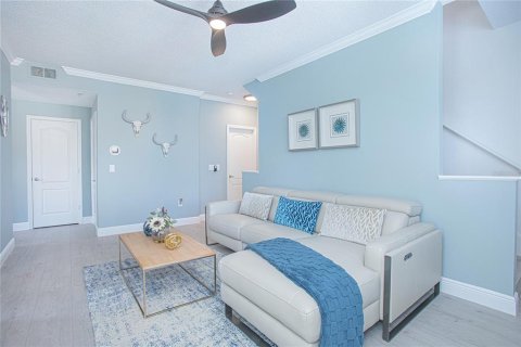 Condo in Orlando, Florida, 2 bedrooms  № 1243848 - photo 9