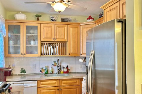 Condo in Deerfield Beach, Florida, 2 bedrooms  № 1177303 - photo 27