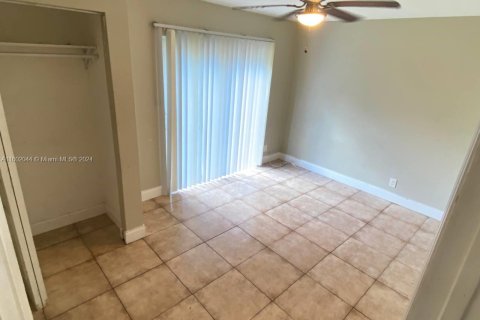 Immobilier commercial à vendre à Pompano Beach, Floride: 164.53 m2 № 1222879 - photo 23