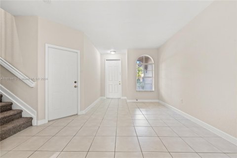 Townhouse in Homestead, Florida 4 bedrooms, 172.05 sq.m. № 1398434 - photo 5