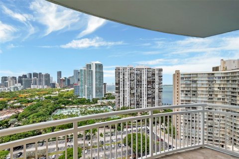 Condominio en alquiler en Miami, Florida, 2 dormitorios, 104.05 m2 № 1398473 - foto 22