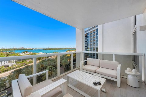 Condominio en venta en Bal Harbour, Florida, 2 dormitorios, 98.1 m2 № 1418501 - foto 7