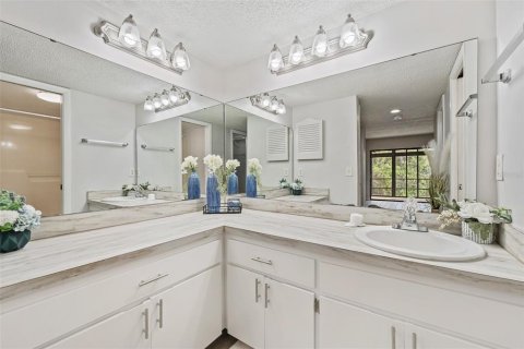 Copropriété à vendre à Orlando, Floride: 2 chambres, 98.94 m2 № 1383415 - photo 14