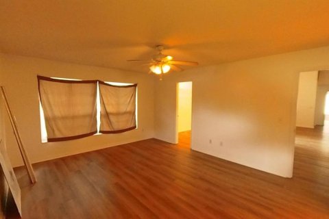 Casa en venta en Ocala, Florida, 3 dormitorios, 178.93 m2 № 723763 - foto 6