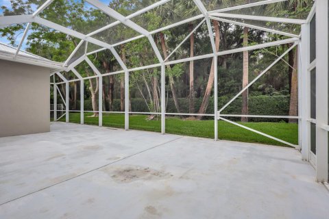 Villa ou maison à vendre à West Palm Beach, Floride: 4 chambres, 243.03 m2 № 1229109 - photo 8