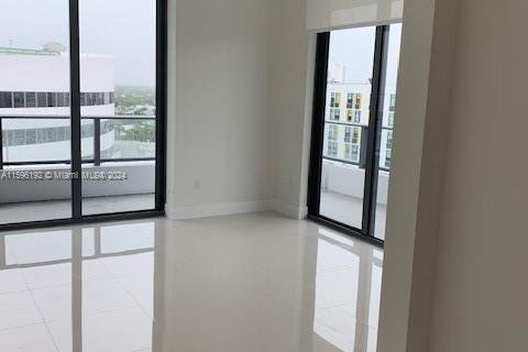 Condominio en venta en Aventura, Florida, 3 dormitorios, 138.15 m2 № 1209355 - foto 3