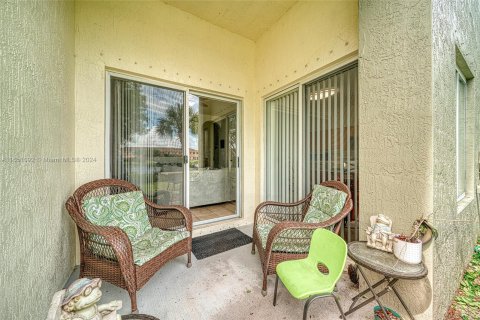 Townhouse in Homestead, Florida 3 bedrooms, 179.49 sq.m. № 1333108 - photo 6