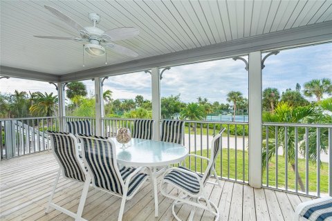 Condo in Placida, Florida, 2 bedrooms  № 1015615 - photo 20