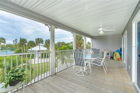 Condo in Placida, Florida, 2 bedrooms  № 1015615 - photo 21