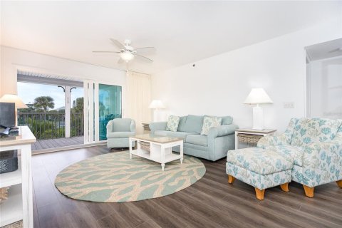 Condo in Placida, Florida, 2 bedrooms  № 1015615 - photo 12