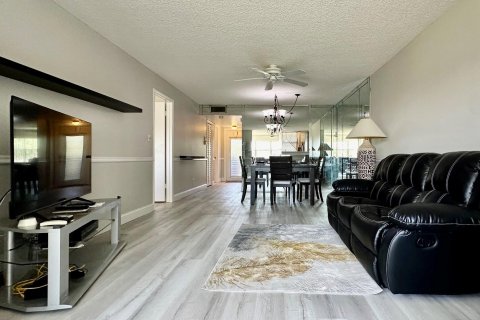 Condominio en venta en Sunrise, Florida, 1 dormitorio, 80.08 m2 № 1101101 - foto 18