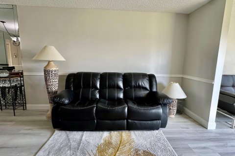 Condominio en venta en Sunrise, Florida, 1 dormitorio, 80.08 m2 № 1101101 - foto 13