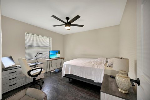 Villa ou maison à vendre à Wellington, Floride: 4 chambres, 219.99 m2 № 1101100 - photo 13