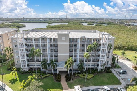 Condominio en venta en Seminole, Florida, 2 dormitorios, 139.35 m2 № 1414796 - foto 1