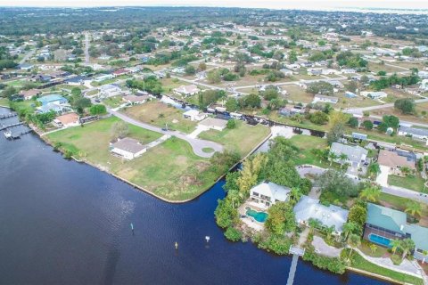 Land in Punta Gorda, Florida № 1245774 - photo 11